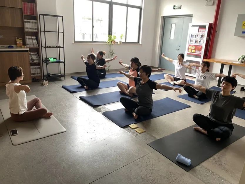 夏日炎炎， 中泰“瑜”你攜手同行
